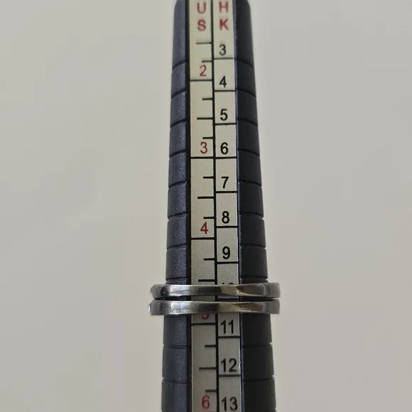 🖤 Black & Violet Ring Stack Set - Picture 8 of 10